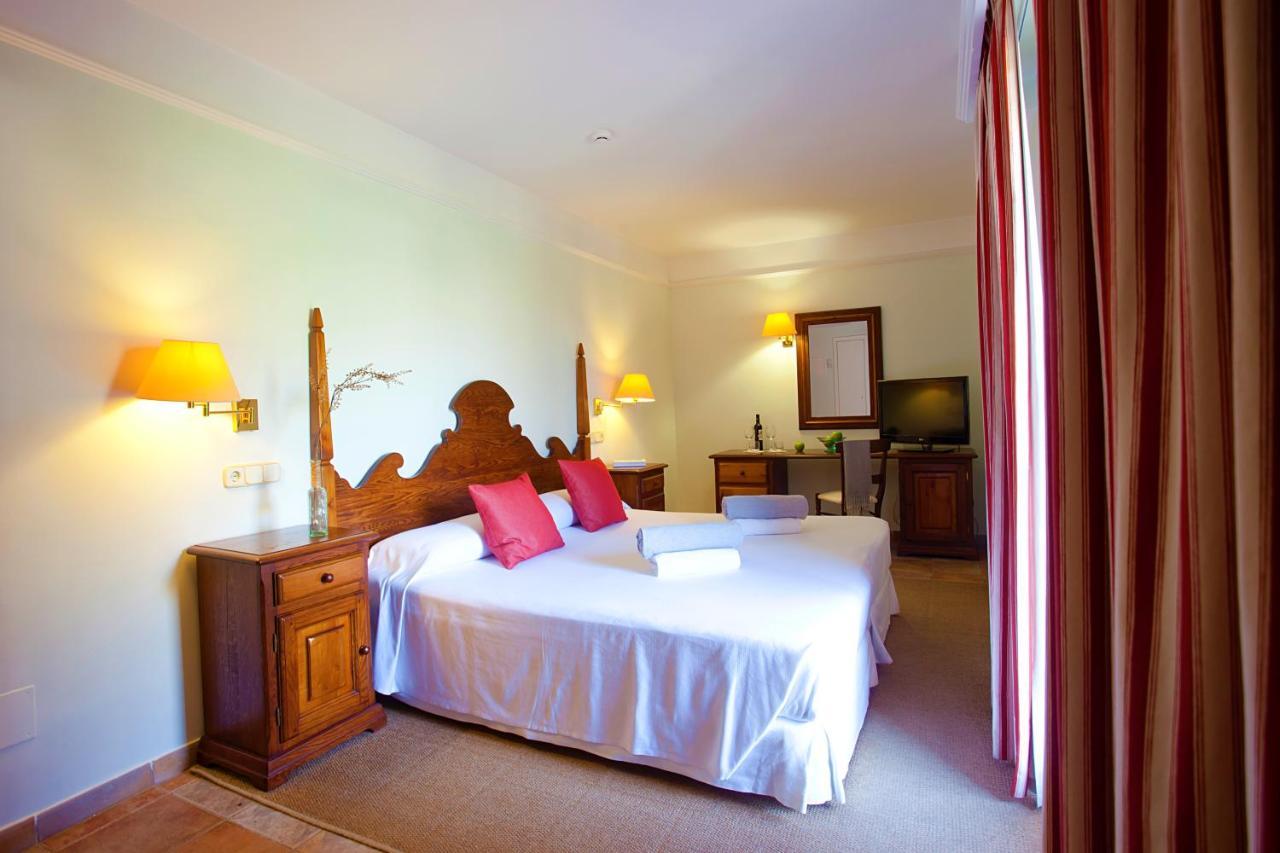Hotel Cala Sant Vicenc - Adults Only Cala de Sant Vicenc المظهر الخارجي الصورة