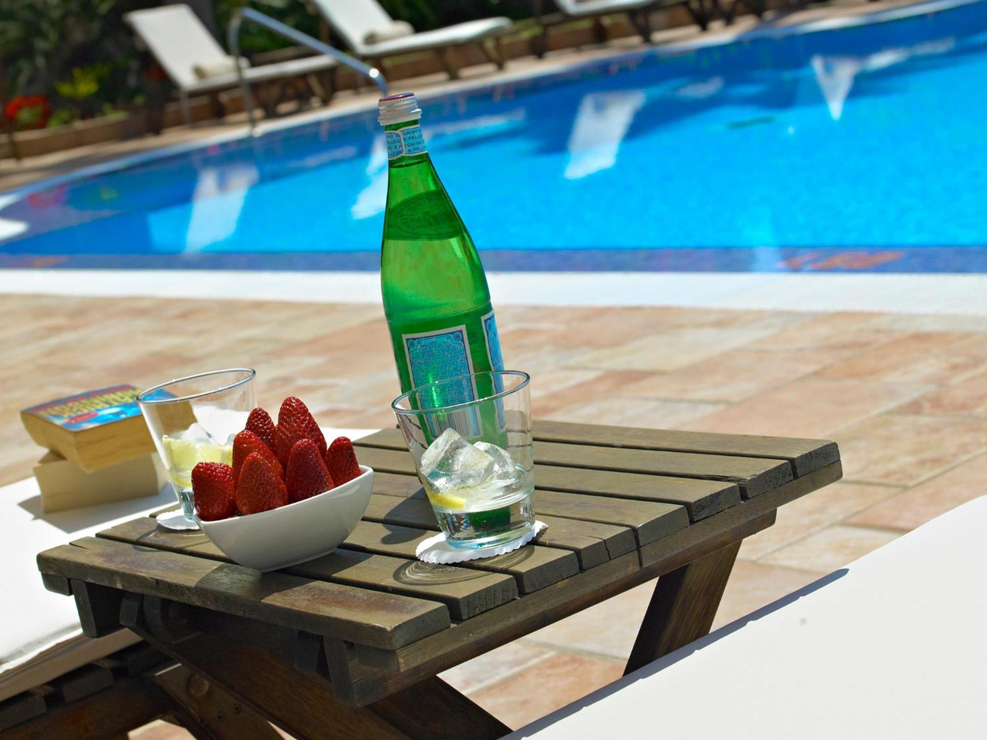 Hotel Cala Sant Vicenc - Adults Only Cala de Sant Vicenc المظهر الخارجي الصورة
